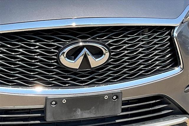 Photo of 2018 Graphite Shadow INFINITI QX30