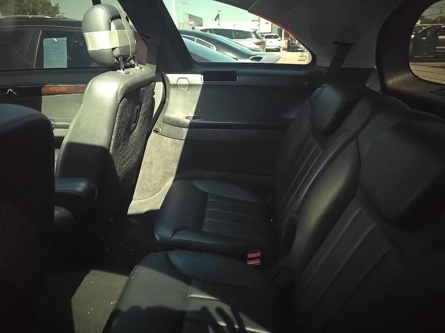 Photo of 2010 Black Mercedes-Benz R-Class