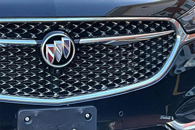 Photo of 2018 Ebony Twilight Metallic Buick Enclave