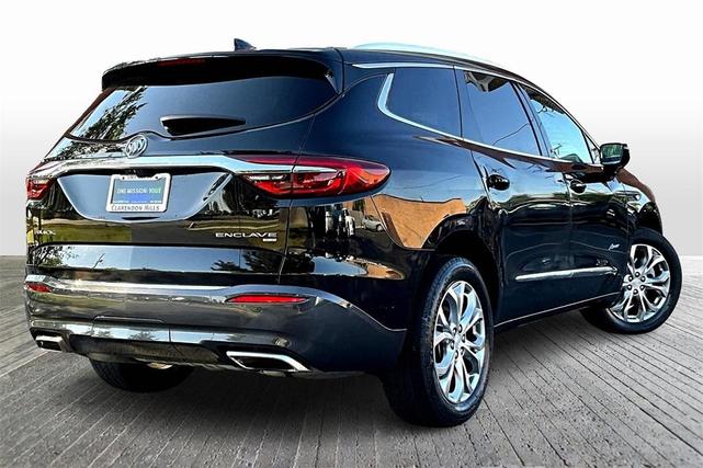 Photo of 2018 Ebony Twilight Metallic Buick Enclave