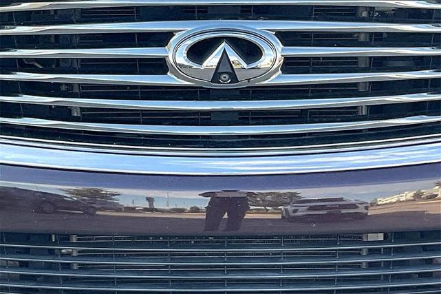 Photo of 2012 Dark Currant INFINITI QX56
