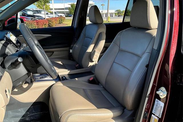 Photo of 2021 Deep Scarlet Pearl Honda Pilot