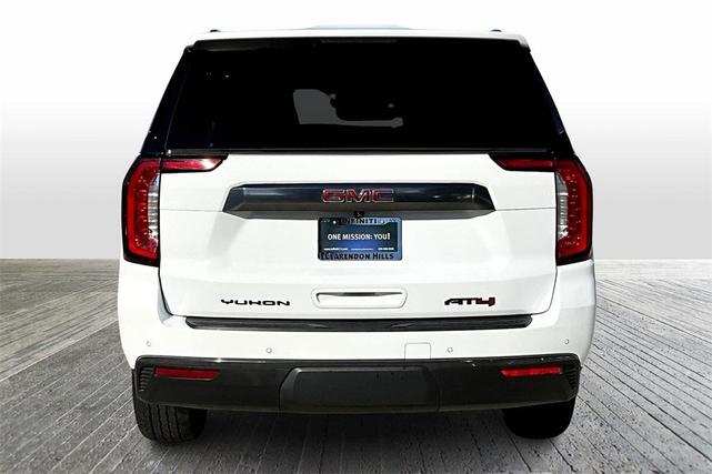 Photo of 2023 Summit White GMC Yukon