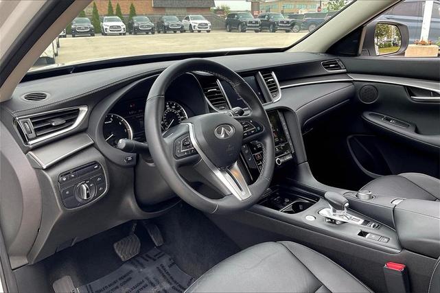 Photo of 2022 Majestic White INFINITI QX50