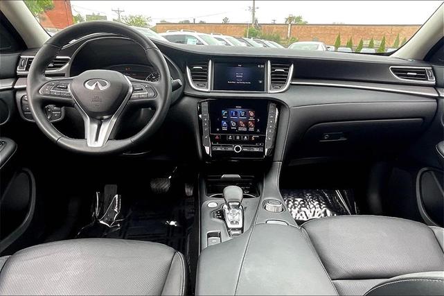 Photo of 2022 Majestic White INFINITI QX50