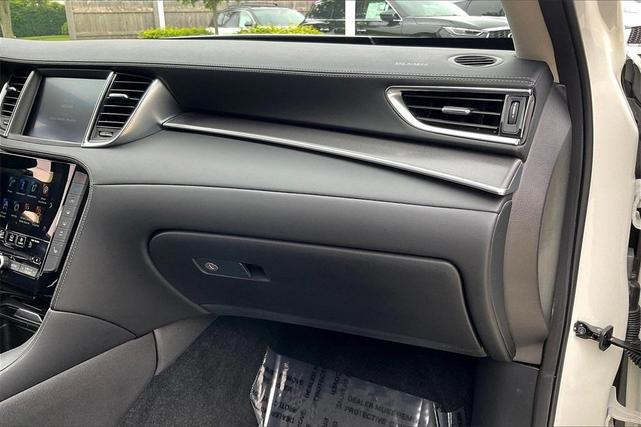Photo of 2022 Majestic White INFINITI QX50