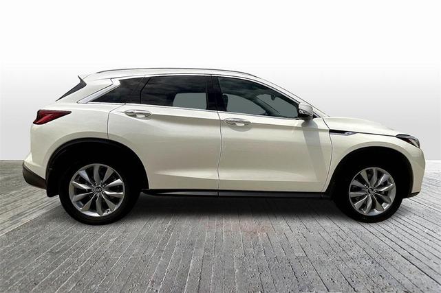 Photo of 2022 Majestic White INFINITI QX50