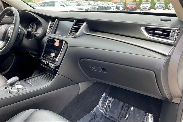 Photo of 2022 Majestic White INFINITI QX50