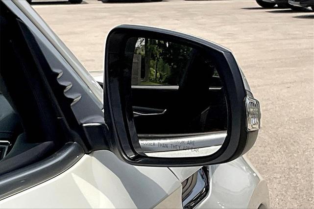 Photo of 2022 Majestic White INFINITI QX50