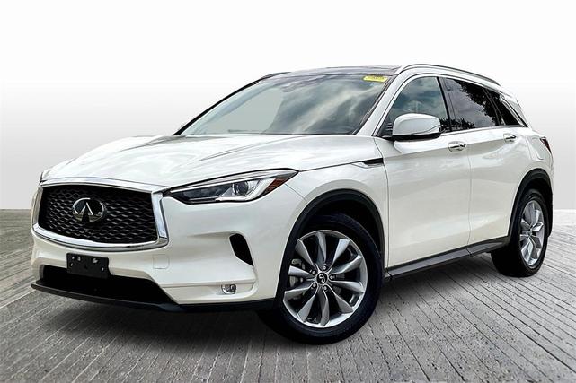 Photo of 2022 Majestic White INFINITI QX50