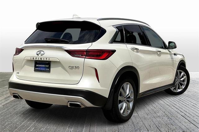 Photo of 2022 Majestic White INFINITI QX50