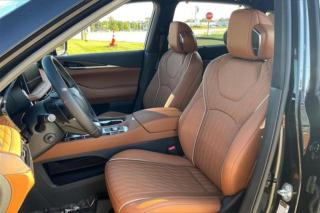 Photo of 2026 Diamond Black INFINITI QX60