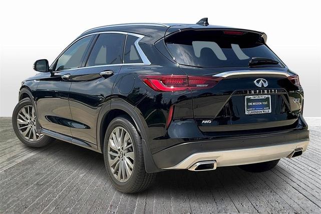 Photo of 2025 Black Obsidian INFINITI QX50