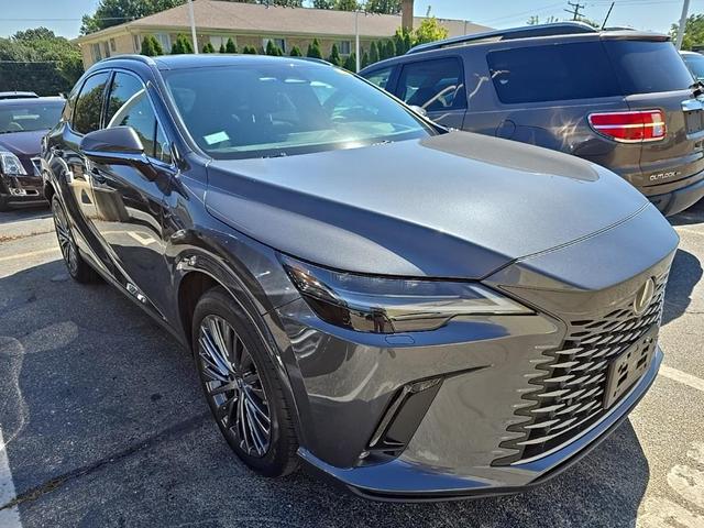 Photo of 2024 Gray Lexus RX 350h