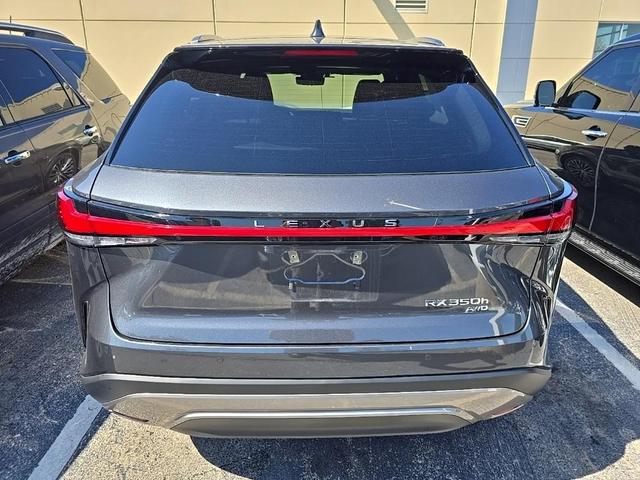 Photo of 2024 Gray Lexus RX 350h