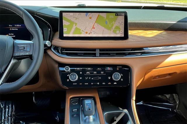 Photo of 2025 Mjst Whte INFINITI QX60