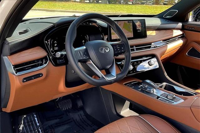 Photo of 2025 Mjst Whte INFINITI QX60