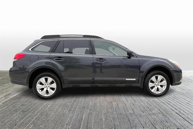 Photo of 2012 Graphite Gray Metallic Subaru Outback