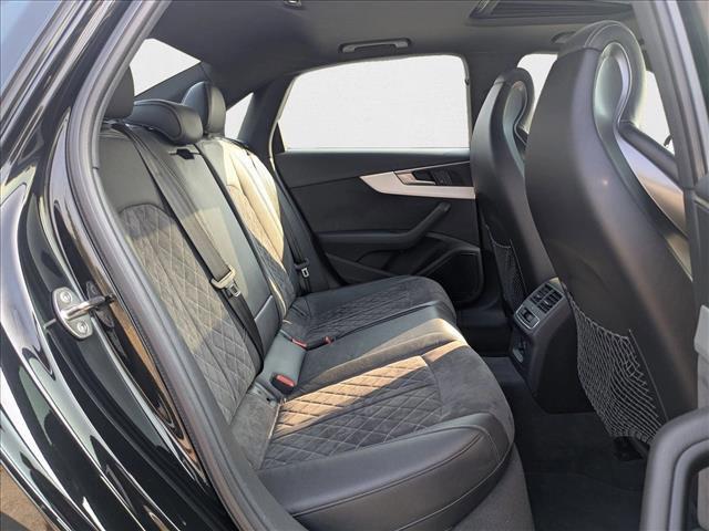 Photo of 2018 Mythos Black Metallic Audi S4