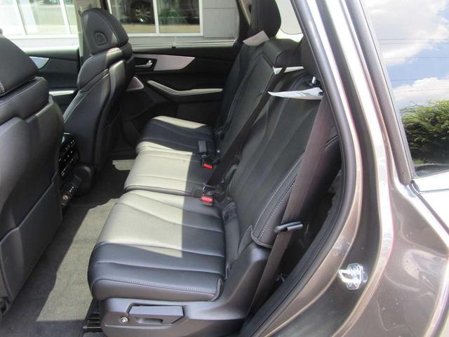 Photo of 2026 Liquid Carbon Metallic Acura MDX