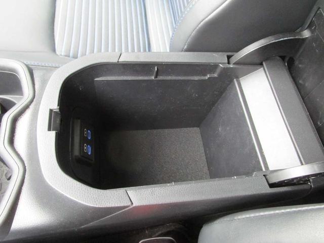 Photo of 2022 Silver Sky Metallic/Midnight Black Metallic Toyota RAV4 Hybrid