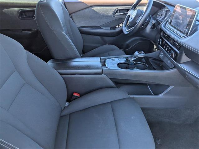 Photo of 2023 Super Black Nissan Rogue