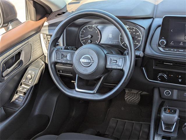 Photo of 2023 Super Black Nissan Rogue