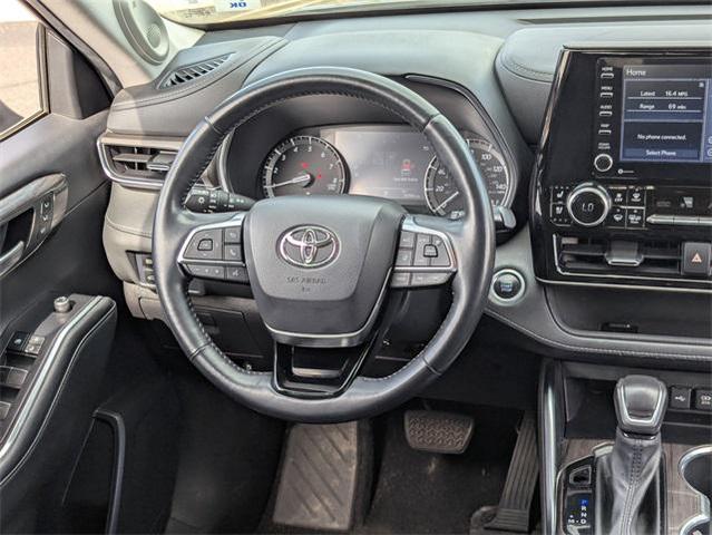 Photo of 2021 Magnetic Gray Metallic Toyota Highlander