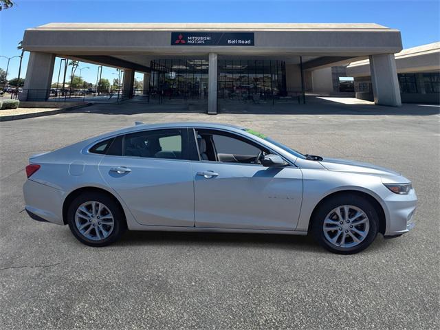 Photo of 2018 Silver Ice Metallic Chevrolet Malibu