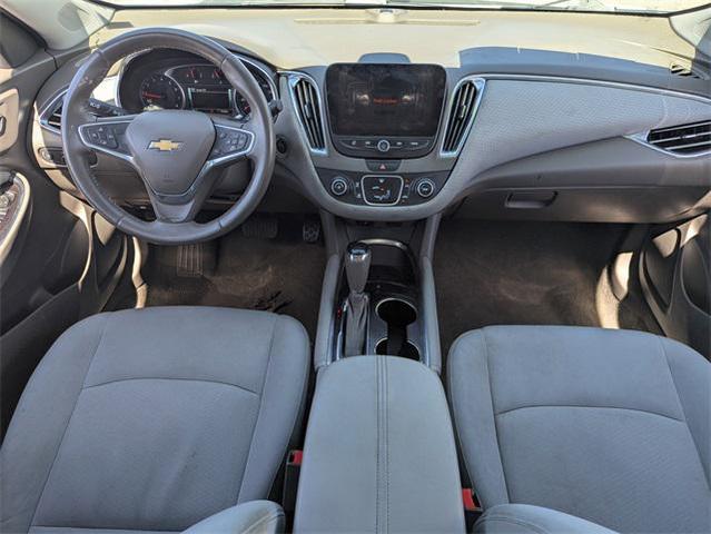 Photo of 2018 Silver Ice Metallic Chevrolet Malibu