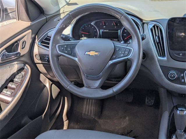 Photo of 2018 Silver Ice Metallic Chevrolet Malibu