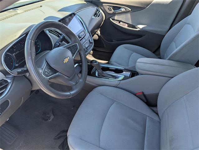 Photo of 2018 Silver Ice Metallic Chevrolet Malibu