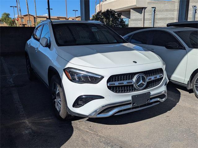 Photo of 2025 White Mercedes-Benz GLA 250