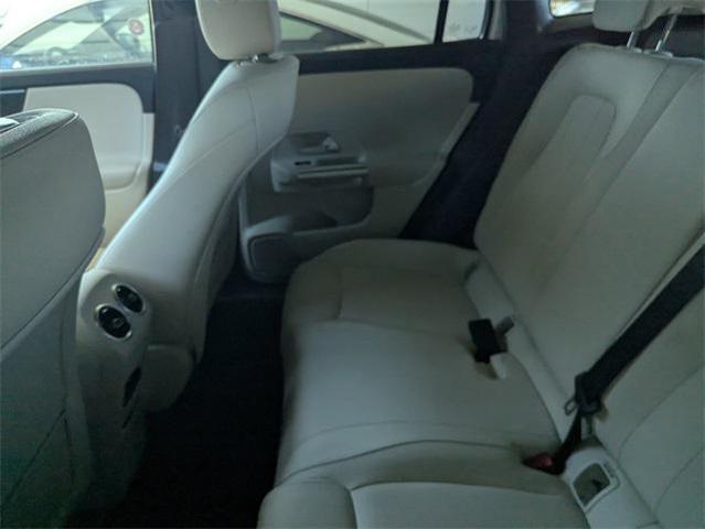 Photo of 2025 White Mercedes-Benz GLA 250