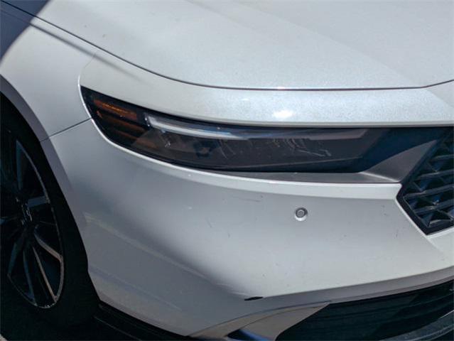 Photo of 2023 Platinum White Pearl Honda Accord Hybrid