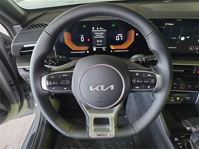 Photo of 2025 Wolf Gray Kia K5