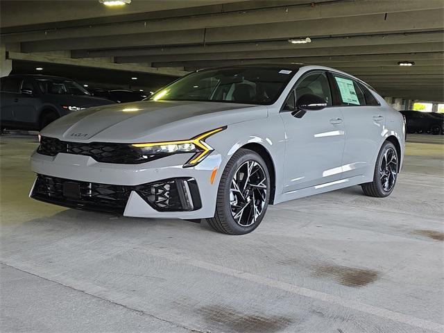 Photo of 2025 Wolf Gray Kia K5