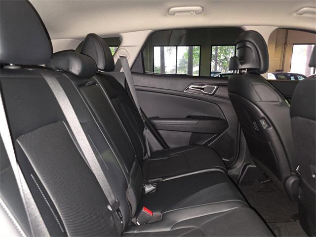 Photo of 2023 Ebony Black Kia Sportage