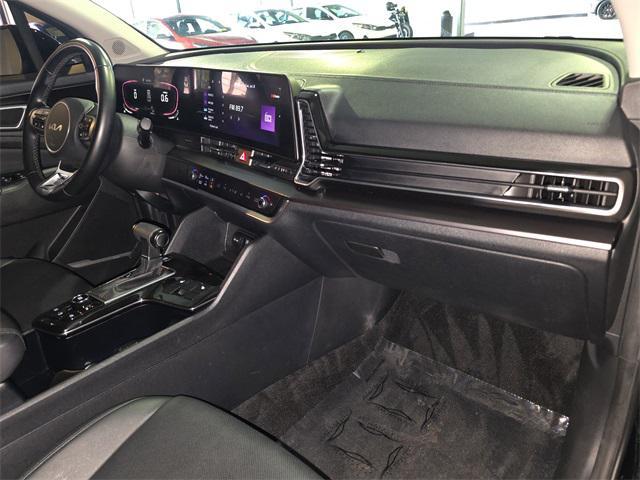 Photo of 2023 Ebony Black Kia Sportage