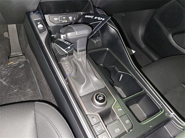 Photo of 2025 Ebony Black Kia Sorento