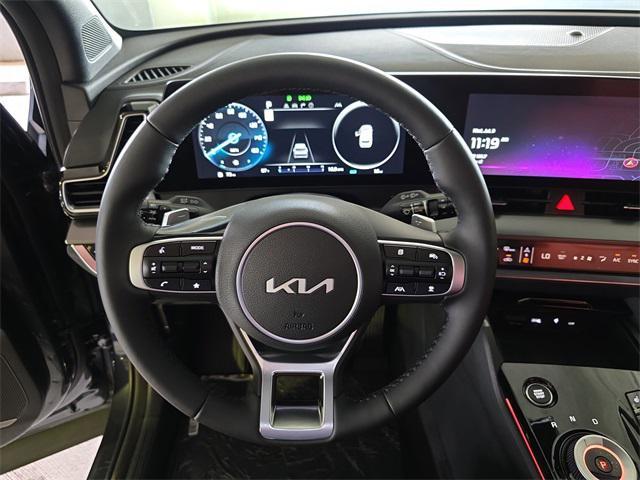 Photo of 2025 Gravity Gray Kia Sportage Hybrid