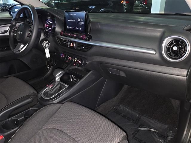 Photo of 2023 Aurora Black Pearl Kia Forte