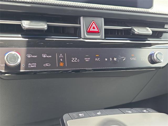 Photo of 2025 Ebony Black Kia EV6