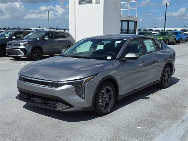 Photo of 2025 Steel Gray Kia K4