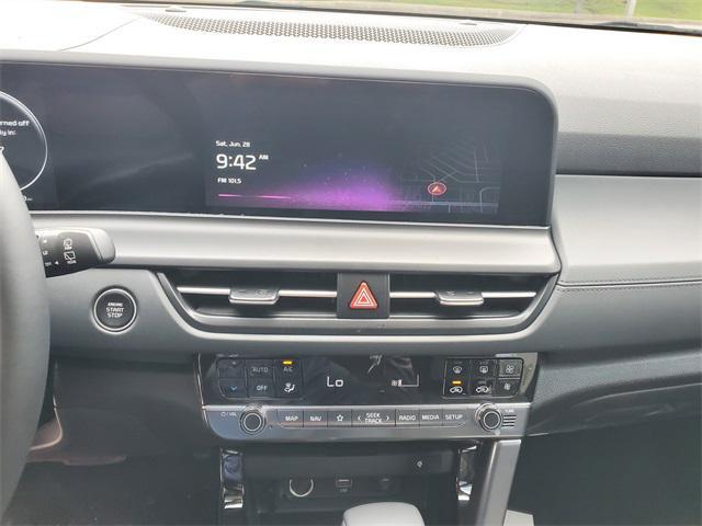 Photo of 2025 Fusion Black Kia Seltos