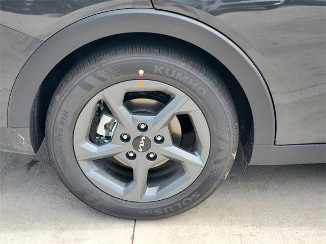 Photo of 2025 Interstellar Gray Kia K4