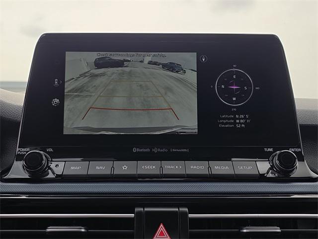 Photo of 2022 Cherry Black Kia Seltos