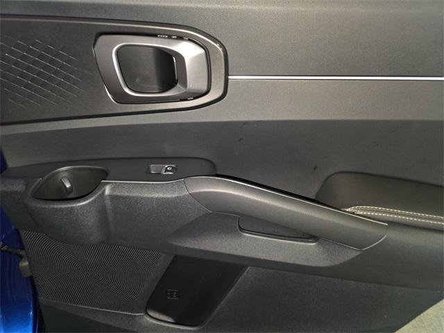 Photo of 2023 Sapphire Blue Kia Sorento