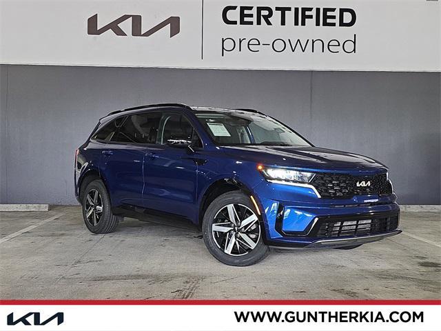 Photo of 2023 Sapphire Blue Kia Sorento
