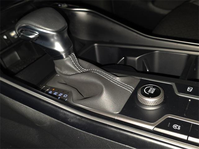 Photo of 2023 Sapphire Blue Kia Sorento